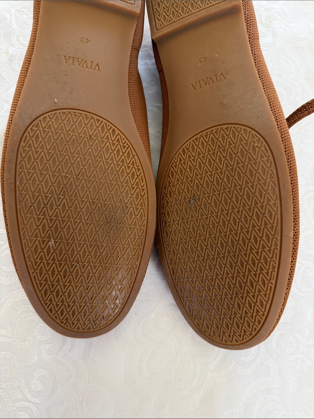 VIVAIA twin strap Flats - Comfortable Women’s Shoes - Picture 10 of 16